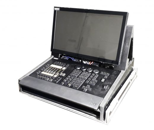 MA LIGHTING – MA2 on PC Command Wing + 22"